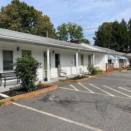 Heart Of The Berkshires Motel Pittsfield Eksteriør bilde